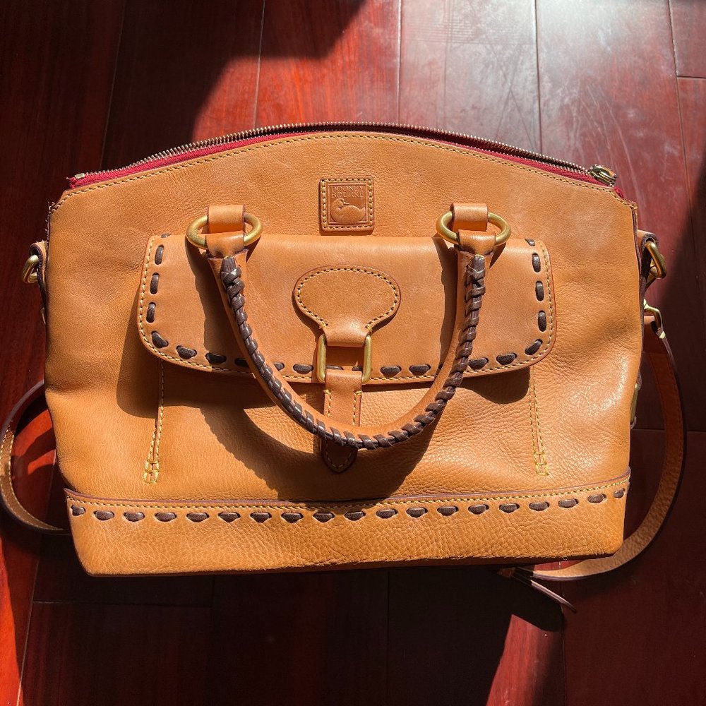 Authentic Dooney & Bourke Florentine Natural Leather Pocket Satchel Purse